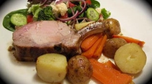 Ô Chic & Chôc - Carré de porc aux herbes pour vous réchauffer