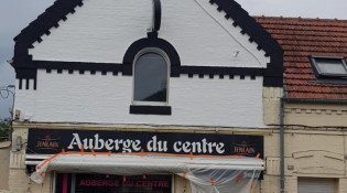 Auberge du Centre - La façade