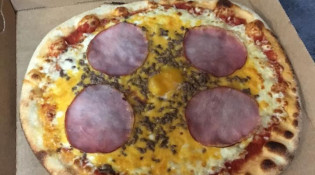 Delices pizza' - pizza burger