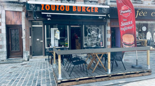 Zouzou burger - La terrasse