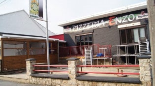 Pizzéria Enzo - La façade du restaurant