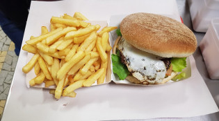 La Ch'tite Frite - Un burger