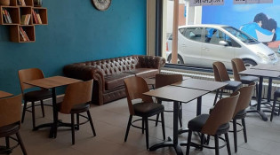 Le Thibinie Café - La salle