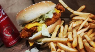 Burger Crousti - Un  burger avec frites