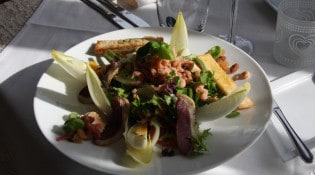 L'Auberge de la Madelon Fleurie - Un plat fait maison