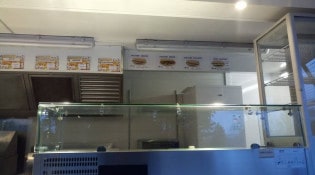 Friterie Tophe - Le comptoir