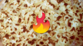 Les Gones - Une pizza