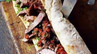La cervoise tiède - Un sandwich