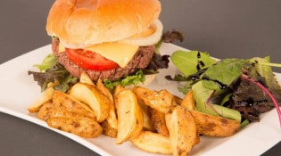 Aurélien Traiteur - Un burger frites 