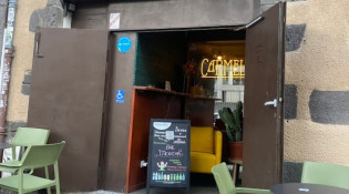 Carmela - La façade