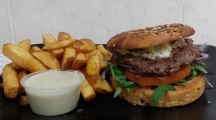 Cham'Burger - Un burger et frites