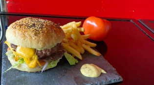 Chicano Pizza - Montana burger