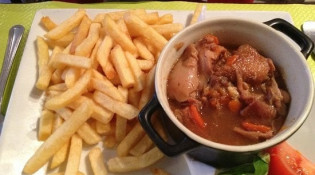 Le Bel Epoque - Un plat