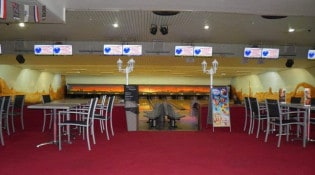 New Bowling des Pyrénées - La salle de restauration 