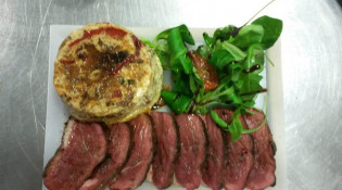 Labo des Tokés - Magret de canard juste sel de guérande et poivre de sichuan, tian de légumes