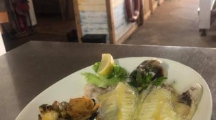 Bleu Blanc Jaune - Un plat