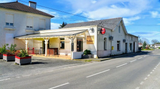 Le Comptoir des Crus - La façade du restaurant