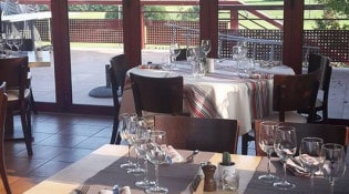 Auberge Iparlan - La salle de restauration