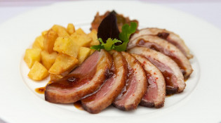 Eskualduna Chez Katina - Un plat