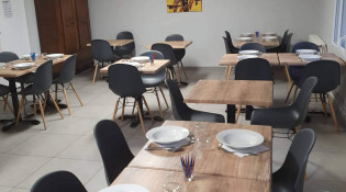 Les Tables d'Uhaldia - La salle