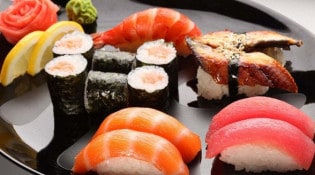 Very Sushi'c - Un autre plateau: sushis, makis...