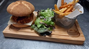 Kinito Pub - Un burger, frites