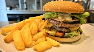 La Gourmandise - Un burger, frites 