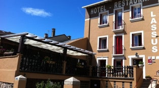 Lassus - La façade du restaurant