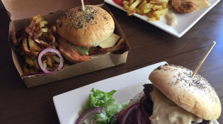 La Bonn' Pizza - Des burgers, frites