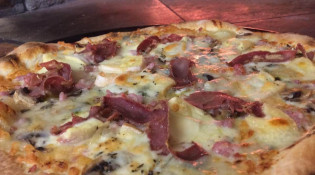 Rustic Pizza - Une pizza