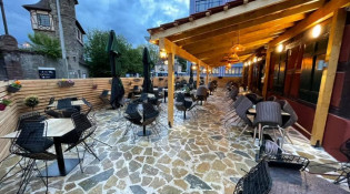 À l’Authentic - La terrasse