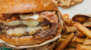 Bioburger - Burger avec des frites