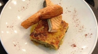 Café de la Paix - Saumon poêlé sur lasagne aux petits légumes