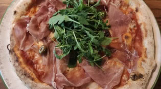 Casa Via - Pizzeria e Pasta - Une pizza
