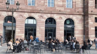 Starbucks Coffee - La terrasse