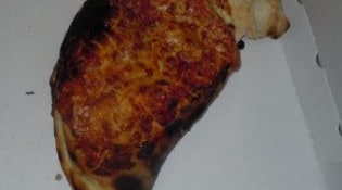 Franck Pizza - Une calzone 