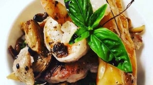 Restaurant aux deux clefs - un plat