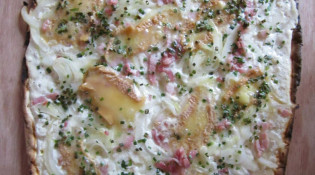 Hostellerie La Bohème - Une tarte flambée