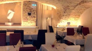 O Caveau Du Théàtre - La salle de restauration 