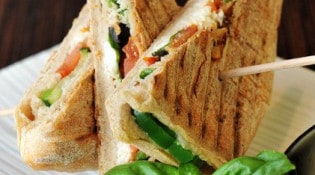 Malls & Food - Paninis sandwich