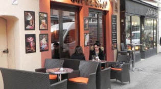 French Coffee Shop - La façade du restaurant