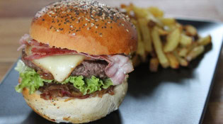 L'Atelier Burger & bagel - Un burger