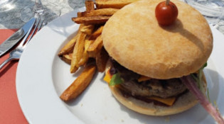 La brasserie du Fleuve - Un burger