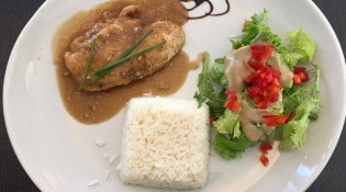 Le 37 - Un plat