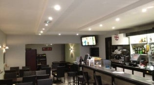 Le Central - La salle de restauration 