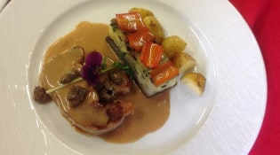 Auberge des alouettes - Un longe de veau roulèe sauce aux morilles