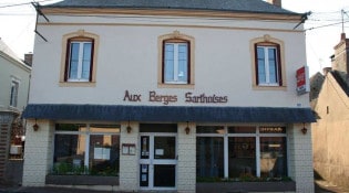 Aux Berges Sarthoises - la façade
