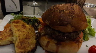 L'Ardoise - Un burger