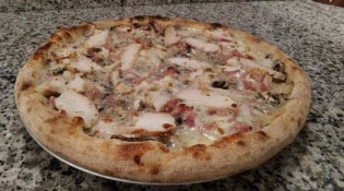 Resto'Chaud - Une pizza