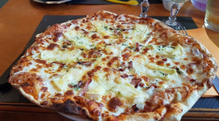RestÔ Revard - Une pizza